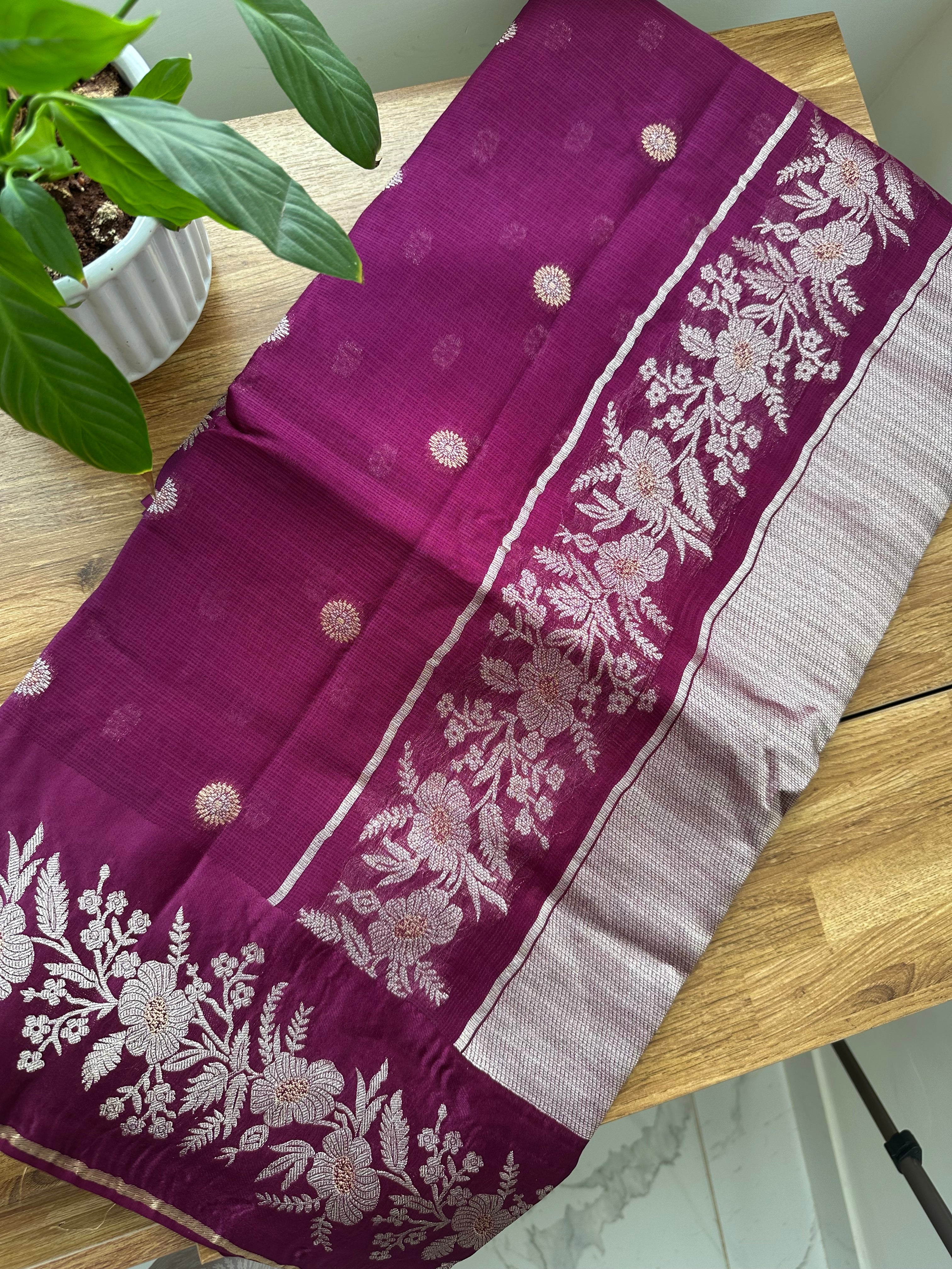 Classy silk Kota